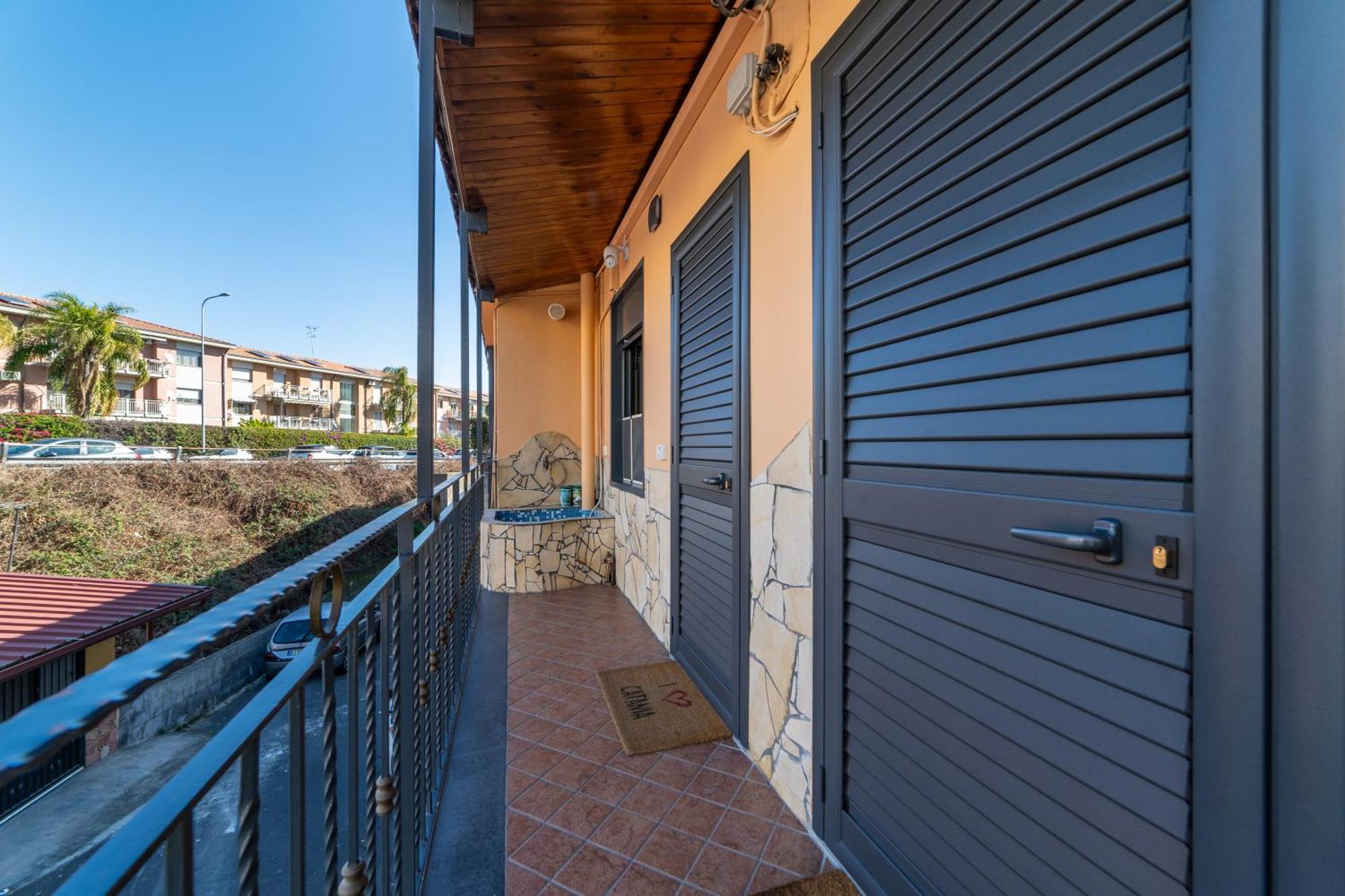 Casa La Scivola Daire Katanya Dış mekan fotoğraf